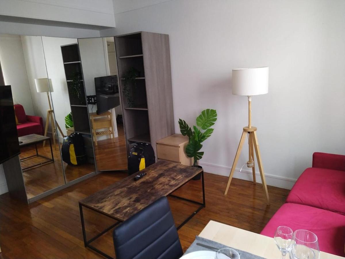 Heart Of - - 2p - Invalides Free Netflix * Paris